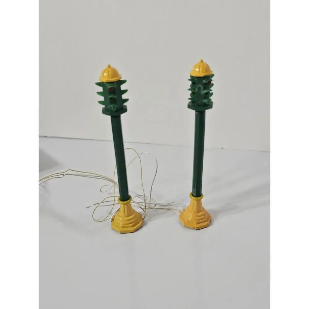 Department 56 The Original Snow Village Traffic Light Set #5500-0 Christmas